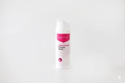  Clarifying Skin סרום לטיהור העור ואיזון הפרשת החלב  